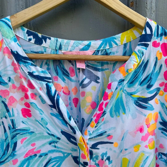 Lilly Pulitzer  Stacey Sleeveless Blouse, size Small - Picture 4 of 10